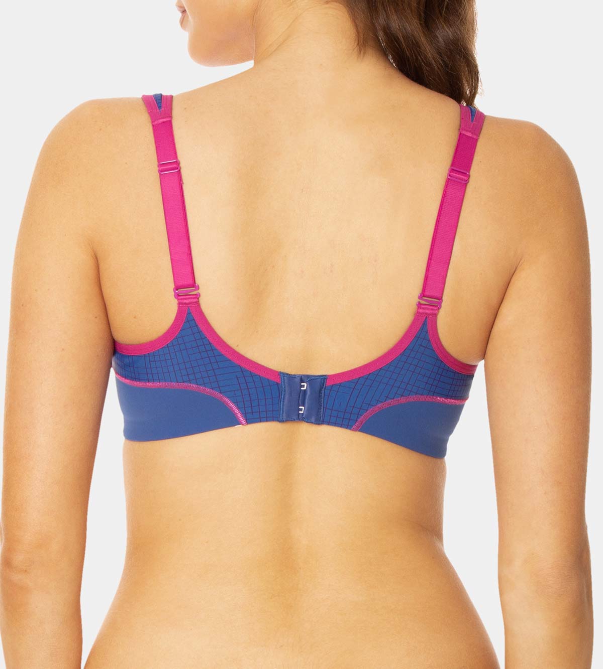 triumph triaction performance sports bra